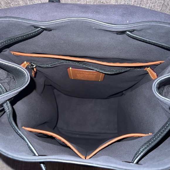 Coach Hitch Backpack In Signature Canvas With Polished Pebble Leather - Picture 3 of 5